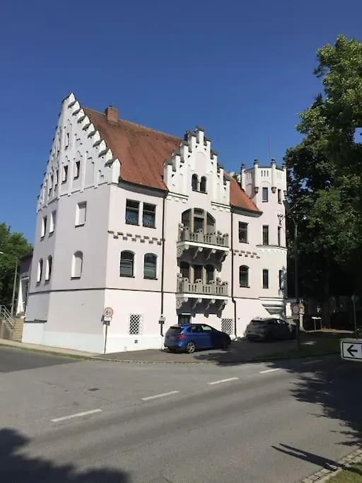 Ferienwohnung In Historischer Villa Mit Gartennutzung Furth im Wald